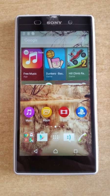 Sony Xperia Z1 8GB (Cracked Screen)