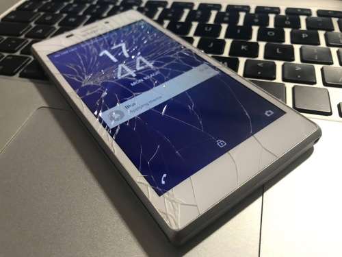Sony Xperia M2 (Cracked Screen)