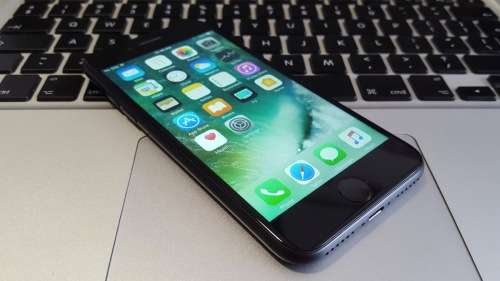 iPhone 7 32GB Black (6 Month Warranty)