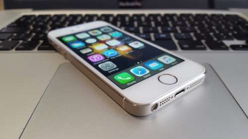 iPhone 5s 16GB Gold (6 Month Warranty)