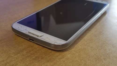 Samsung Galaxy S4 White (Broken LCD)