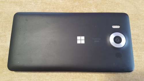 Nokia Lumia 950 Black (Cracked LCD)