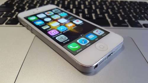 iPhone 5 16GB Silver (6 Month Warranty)