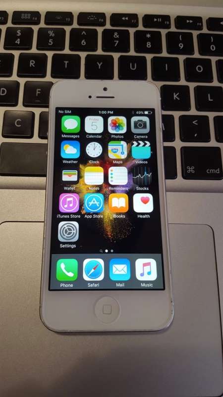 iPhone 5 16GB Silver (6 Month Warranty)