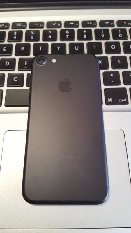 iPhone 7 256GB Black - Apple Warranty Until 20 Oct 2017