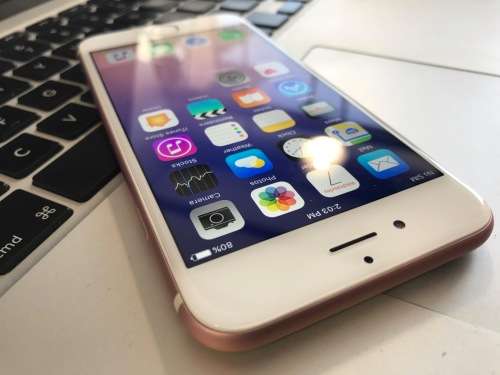 iPhone 6s 64GB Rose Gold (6 month warranty)