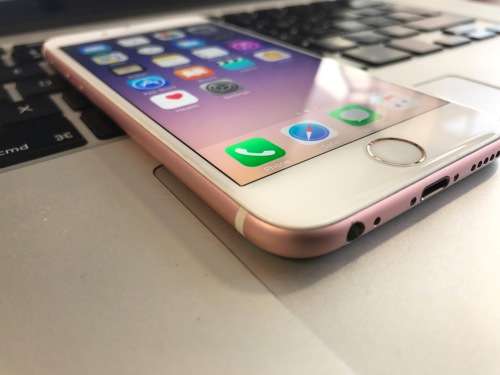 iPhone 6s 64GB Rose Gold (6 month warranty)