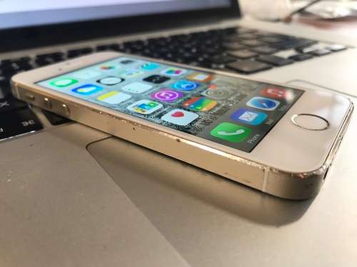iPhone 5s 32GB Gold (6 Month Warranty)