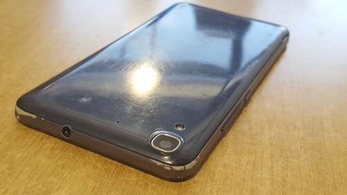 Huawei Y6 Black 8GB {Cracked Screen Glass} SCL-L01