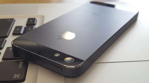 iPhone 5 32GB Space Gray {Great Condition}