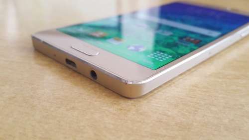 Samsung Galaxy A5 16GB Gold (2015) {Fantastic}