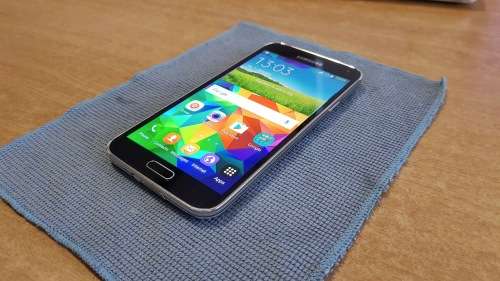 Galaxy S5 16GB Charcoal Black