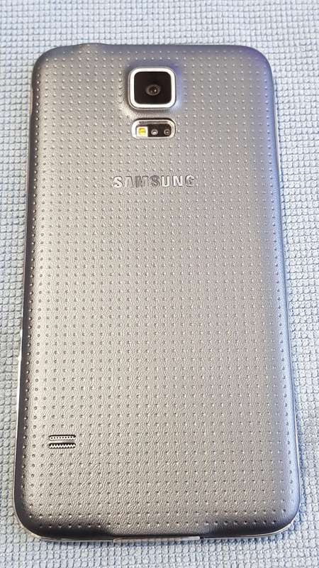 Galaxy S5 16GB Charcoal Black