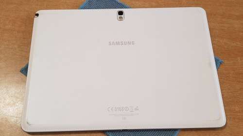 Galaxy Note Tab 32GB, 10.1 - {Cracked Screen}