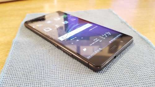 Huawei P9 Lite Black 16GB {screen glass cracked}