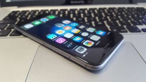 iPhone 6 64GB Space Gray {Good condition - Bright spots} (6 Month Warranty)