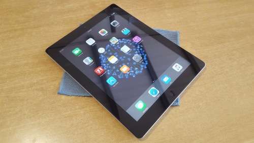 iPad 3 64GB Black WiFi + 4G {Great Condition} (6 Month Warranty)