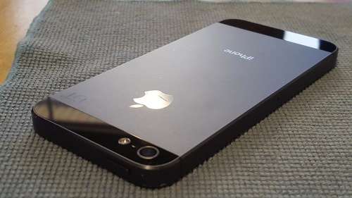 iPhone 5 16GB Space Gray {Good Condition}