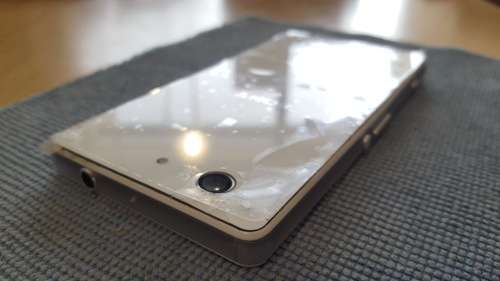 Sony Xperia Z3 Compact 16GB White {cracked back glass}
