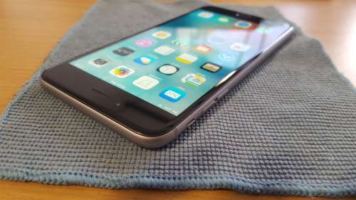 iPhone 6s Plus 64GB Space Gray {Great condition} (6 Month Warranty)