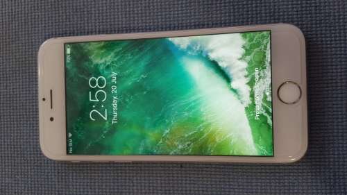 iPhone 6s 64GB Silver {Fantastic Condition}