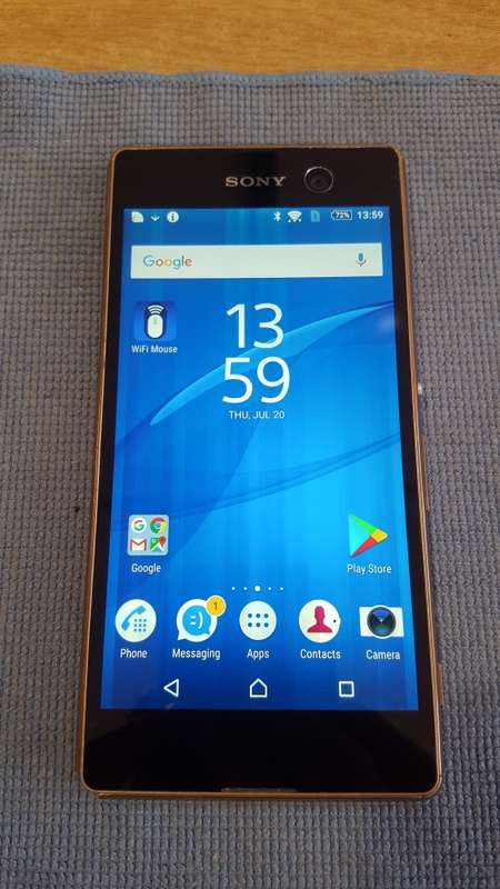 Sony Xperia M5 16GB Gold {Poor - Lines on LCD}