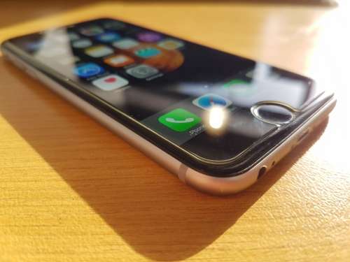 iPhone 6s 64GB Space Gray {Fantastic Condition} (6 Month Warranty)
