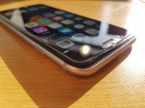 iPhone 6s 64GB Space Gray {Fantastic Condition} (6 Month Warranty)