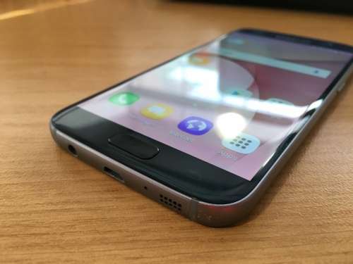 Samsung Galaxy S7 32GB Black Onyx {Good Condition} (6 Month Warranty)
