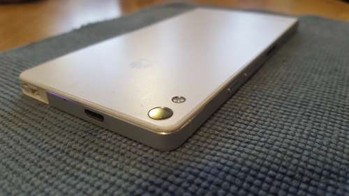 Huawei P6 White 8GB {Screen Glass Cracked}