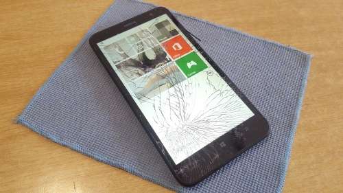 Nokia Lumia 1320 8GB Black {Screen cracked}