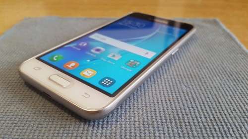 Samsung Galaxy J1 8GB White [2016 Edition] SM-J120F {Great Condition}