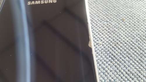 Samsung Galaxy S6 32GB Black Sapphire {Good Condition} (6 Month Warranty)