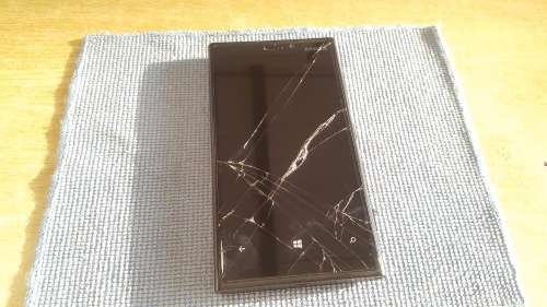 Nokia Lumia 920 Black 32GB {Glass Cracked}