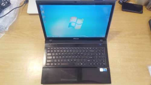 Mecer XPression Laptop W251HU {Laptop - Good Condition}