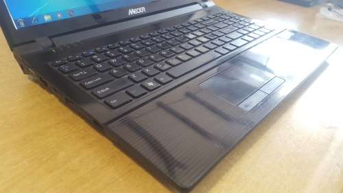 Mecer XPression Laptop W251HU {Laptop - Good Condition}