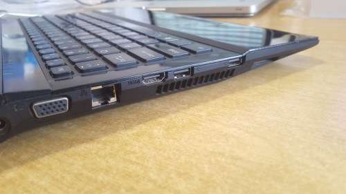 Mecer XPression Laptop W251HU {Laptop - Good Condition}