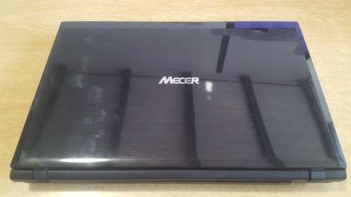Mecer XPression Laptop W251HU {Laptop - Good Condition}