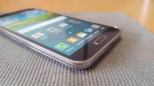 Samsung Galaxy S5 16GB Black {Good Condition} (6 Month Warranty)