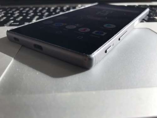 Sony Z5 32GB E6653 - {Good condition} 6 Month Warranty