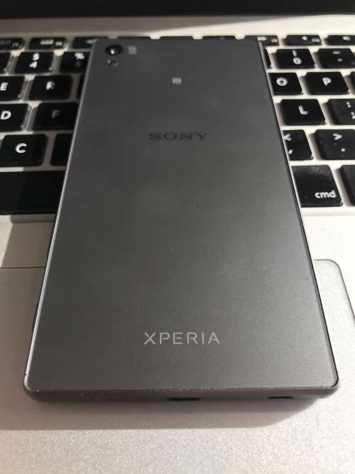 Sony Z5 32GB E6653 - {Good condition} 6 Month Warranty