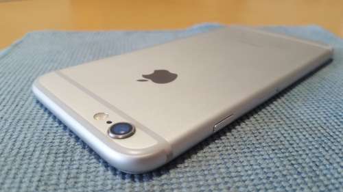 iPhone 6 16GB Silver {Good Condition 7.5/10} (6 Month Warranty)