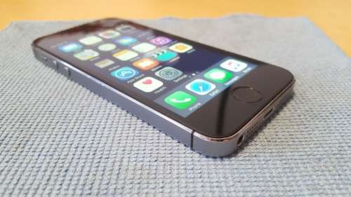 iPhone 5s 16GB Space Grey {Good Condition 6.5/10} (6 Month Warranty)