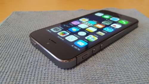 iPhone 5s 16GB Space Grey {Good Condition 6.5/10} (6 Month Warranty)