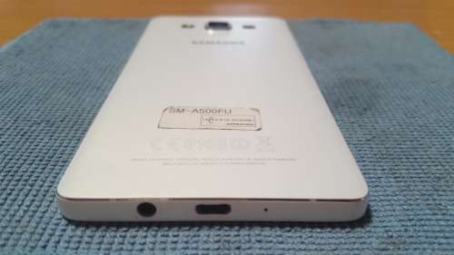 Samsung Galaxy A5 16GB White {Good Condition 8.5/10} (6 Month Warranty)