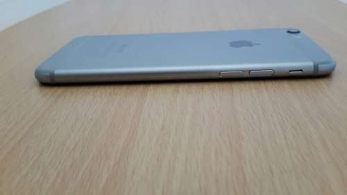 iPhone 6 64GB Spacegray + Extras (Bargain buy)