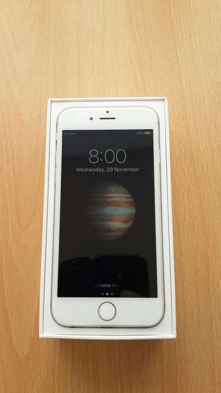 iPhone 6 16GB Silver (8.5/10) Very good seller