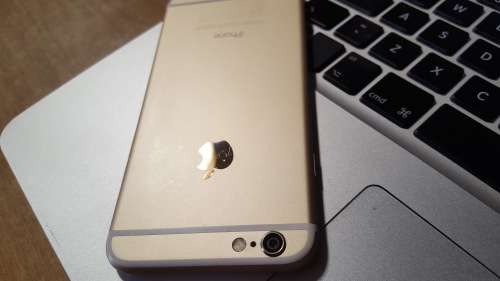 iPhone 6 64GB Gold {8.5/10} (6 Month Warranty) Bargain!