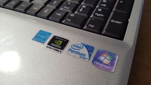 MSI CR500 Laptop MS-1683 - 2.1GHz, 2GB Ram, Windows 7 {8/10}