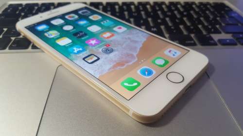Sale!! 48 Hours only! iPhone 7 Plus 128GB Gold! {9.5/10} (6 Month Warranty)